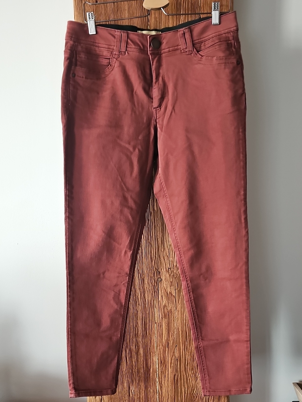 Democracy Women's Size 12 Rust Skinny Jeans 28" Inseam AB tech